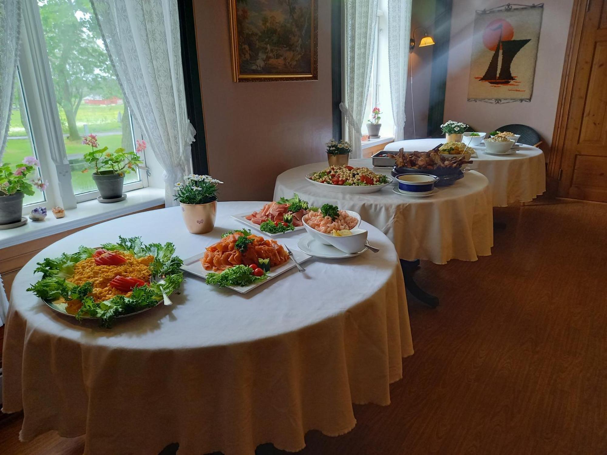 Tjotta Gjestegaard Alstahaug Bagian luar foto